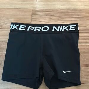 NIKE PROS